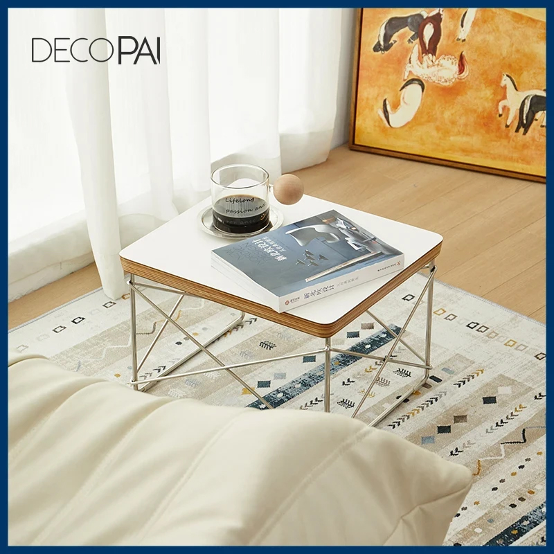 Desk Setup Notebook - DECOPAI eames LTR side table, Rectangle